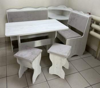 Кухонный уголок Миссия с полкой ткань в Игарке - mebel154.com